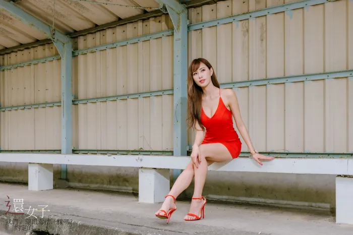 [Mzsock] NO.047 Abby red dress short skirt high heels beautiful legs outdoor shot street photography#[106P]-47