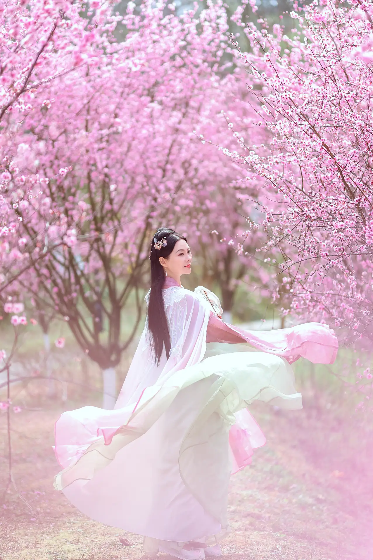 [YITUYU] 2022.05.31 Vol.1043 – Warm spring cherry color lotus#[38P]-17